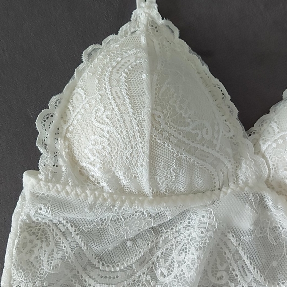 Women's Lace Bralette🛍 - Picture 3 of 9